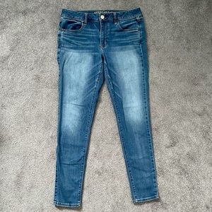 AMERICAN EAGLE Super Stretch Skinny Jegging